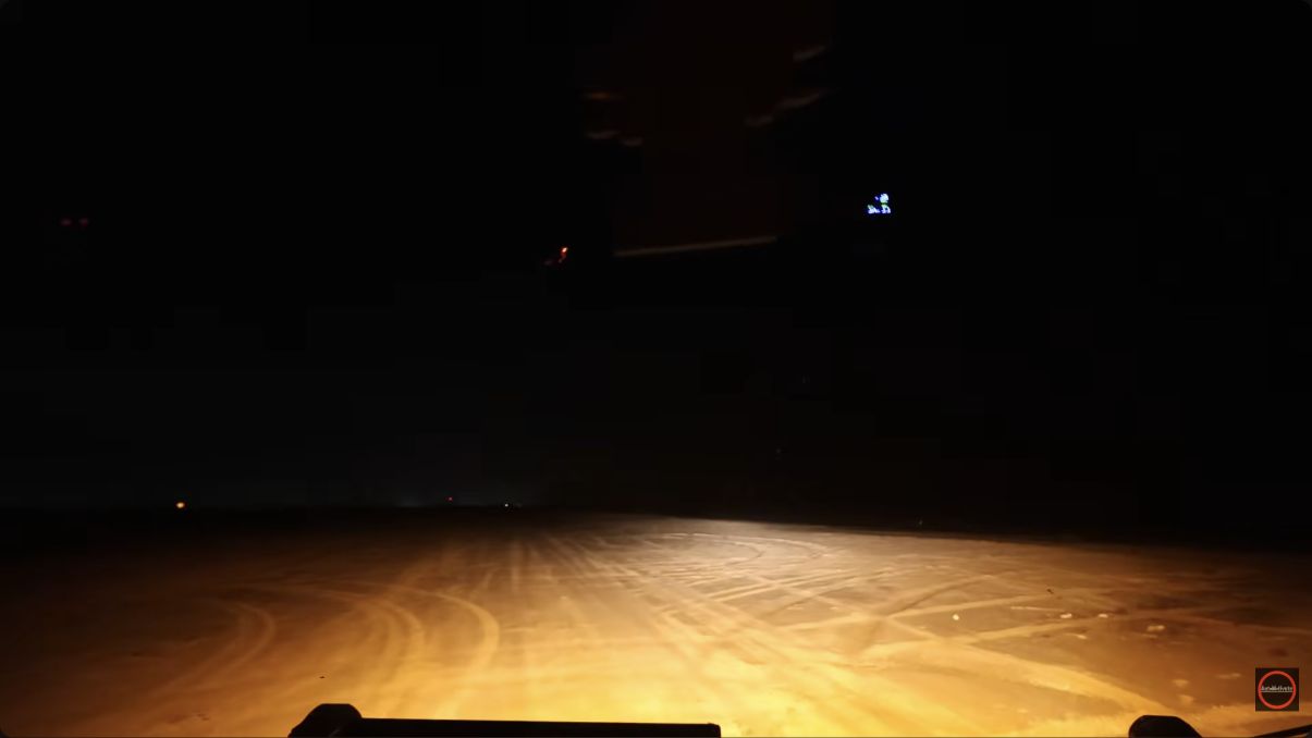 Amber Auxbeam lights illuminating the beach from the driver’s view